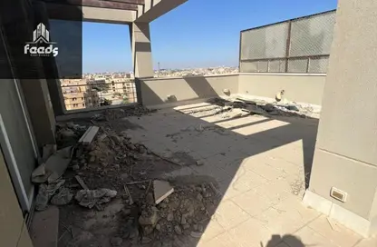 (بنتهاوس  (روف - 3 غرف نوم - 3 حمامات للبيع في فيلدج جيت - المستثمرين الجنوبية - مدينة القاهرة الجديدة - القاهرة