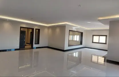 Apartment - 3 Bedrooms - 4 Bathrooms for rent in West Golf - El Katameya Compounds - El Katameya - New Cairo City - Cairo