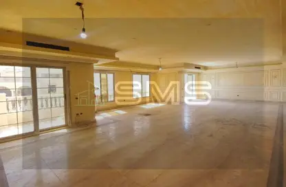 Apartment - 5 Bedrooms - 4 Bathrooms for sale in Akhnaton St. - District 5 - The 5th Settlement - New Cairo City - Cairo
