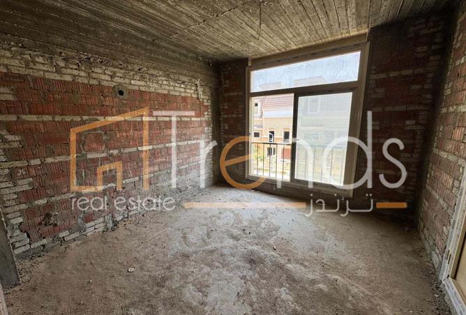 8005300 - Property Image 2