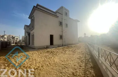 فيلا - 3 غرف نوم - 3 حمامات للبيع في پريڤادو - مدينتي - القاهرة