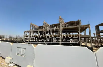 Retail - Studio - 1 Bathroom for sale in Eastside New Cairo - 5th Settlement Compounds - The 5th Settlement - New Cairo City - Cairo