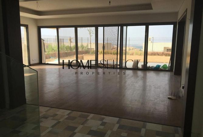 8420692 - Property Image 3