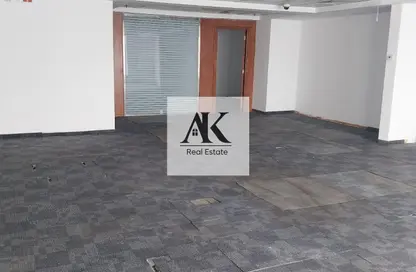 Full Floor - Studio - 5 Bathrooms for rent in Bank Center Street - South Teseen St. - The 5th Settlement - New Cairo City - Cairo