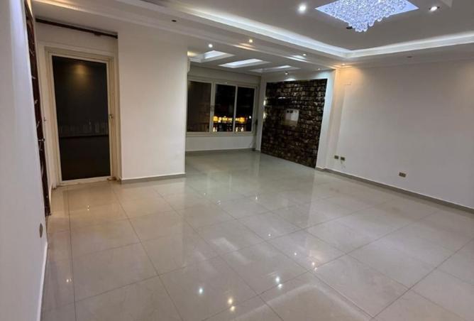 8321465 - Property Main Image