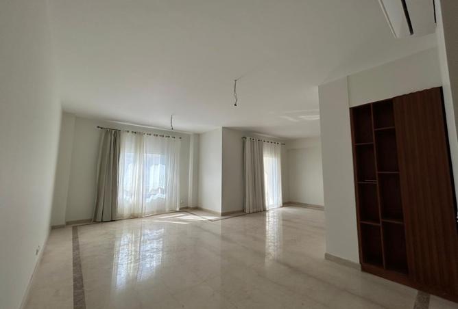 8259373 - Property Image 2