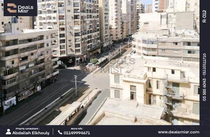 شقة - 3 غرف نوم - 2 حمامات للايجار في شارع عبد السلام عارف - لوران - حي شرق - الاسكندرية