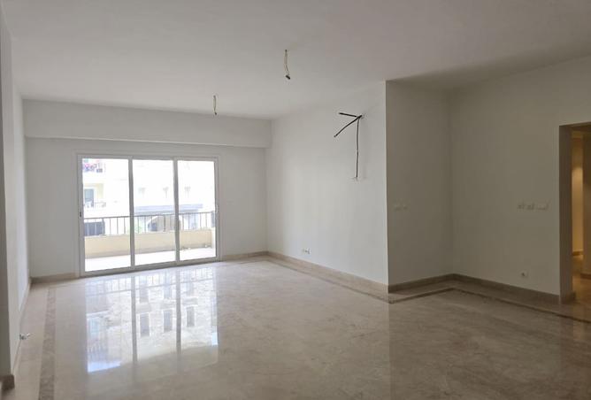 8220237 - Property Image 3