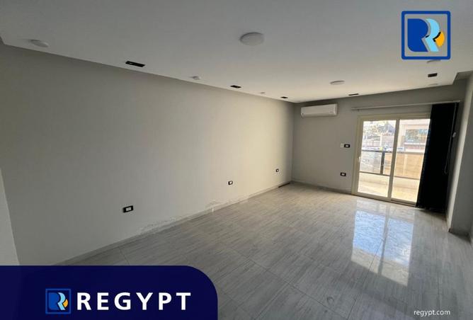 8329235 - Property Main Image