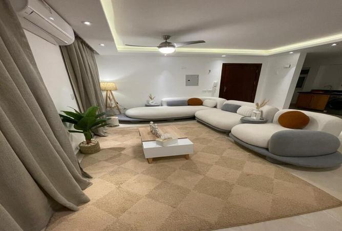 8393802 - Property Main Image