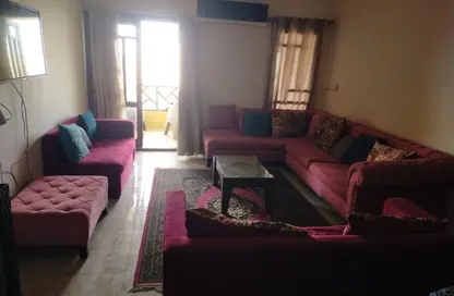 شقة - 3 غرف نوم - 2 حمامات للايجار في شارع عمر بن الخطاب - الرحاب المرحلة الرابعة - الرحاب - مدينة القاهرة الجديدة - القاهرة