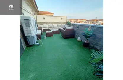 Penthouse - 4 Bedrooms - 4 Bathrooms for sale in Stone Residence - 5th Settlement Compounds - The 5th Settlement - New Cairo City - Cairo