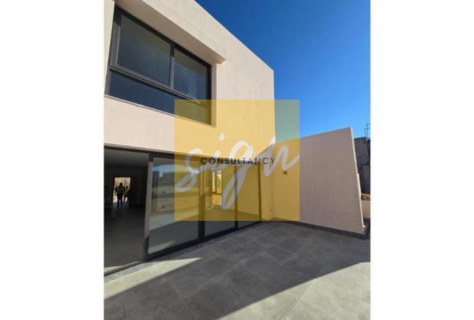 8202805 - Property Image 2