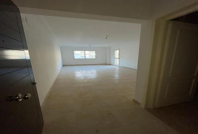 8179169 - Property Image 3