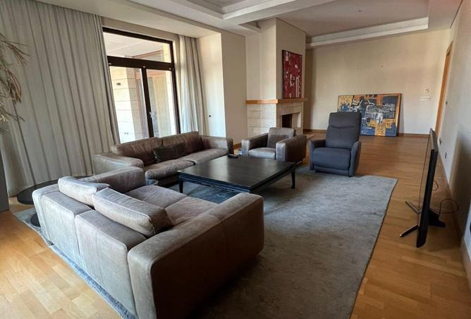 8387332 - Property Image 2