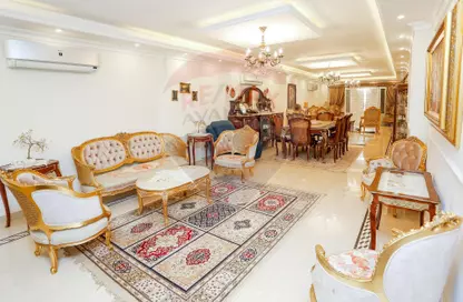 Apartment - 3 Bedrooms - 3 Bathrooms for sale in Abou Quer Road - Zezenia - Hay Sharq - Alexandria