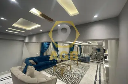 شقة - 3 غرف نوم - 3 حمامات للبيع في شارع سوريا - المهندسين - الجيزة