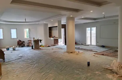 فيلا - 6 غرف نوم - 3 حمامات للايجار في شارع 17 - الحي الخامس - التجمع الخامس - مدينة القاهرة الجديدة - القاهرة