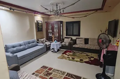 Chalet - 2 Bedrooms - 1 Bathroom for sale in Gate 3 old - Khafre - Hadayek El Ahram - Giza