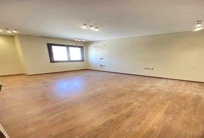 8075214 - Property Image 2