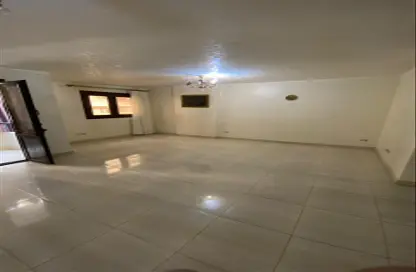 شقة - 3 غرف نوم - 2 حمامات للايجار في شارع الخمسين - زهراء المعادي - حي المعادي - القاهرة شقة - 3 غرف نوم - 2 حمامات للايجار في شارع الخمسين - زهراء المعادي - حي المعادي - القاهرة