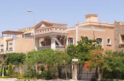 فيلا - 4 غرف نوم - 4 حمامات للبيع في شارع 13 - الحي الثالث عشر - الشيخ زايد - الجيزة فيلا - 4 غرف نوم - 4 حمامات للبيع في شارع 13 - الحي الثالث عشر - الشيخ زايد - الجيزة