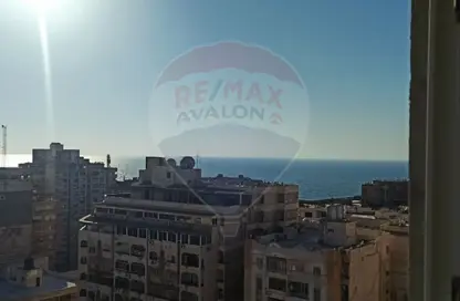 شقة - 3 غرف نوم - 2 حمامات للبيع في لوران - حي شرق - الاسكندرية