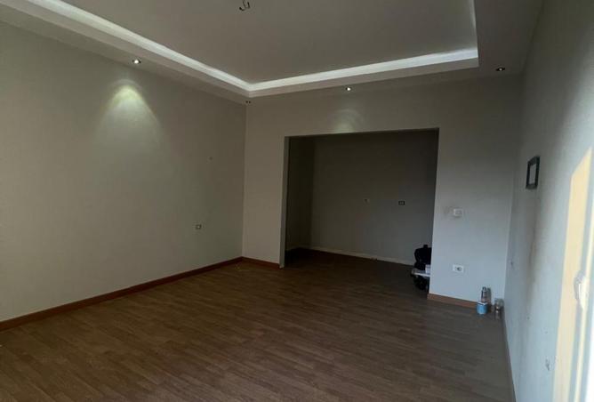 8371097 - Property Image 2