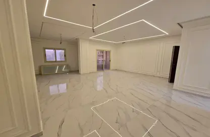 شقة - 3 غرف نوم - 2 حمامات للبيع في النرجس - مدينة القاهرة الجديدة - القاهرة