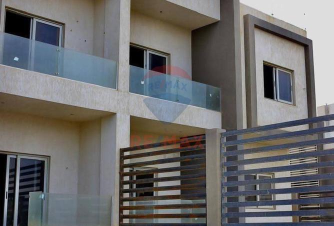8036611 - Property Image 2