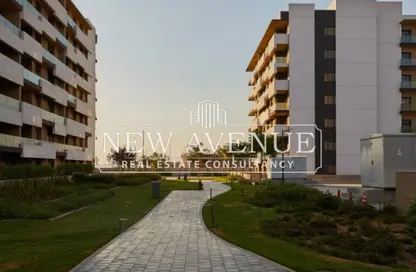 شقة - 3 غرف نوم - 3 حمامات للبيع في كمبوند البروج - كمبوندات الشروق - مدينة الشروق - القاهرة