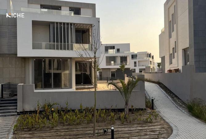 8058095 - Property Image 2