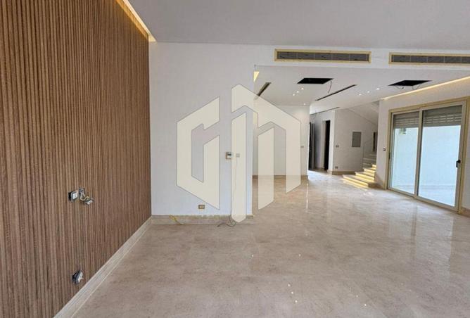 8521406 - Property Image 3