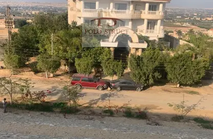 قصر - 8 غرف نوم - 8 حمامات للبيع في جمعية احمد عرابى - مدينة العبور - القليوبية