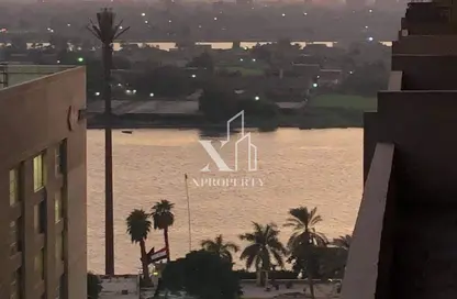 Apartment - 3 Bedrooms - 2 Bathrooms for sale in Cornish El Nile St. - Maadi - Hay El Maadi - Cairo