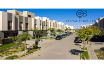 شقة - 2 غرف نوم - 2 حمامات للبيع في كمبوند البروج - كمبوندات الشروق - مدينة الشروق - القاهرة
