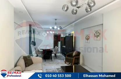 شقة - 3 غرف نوم - 2 حمامات للبيع في شارع جميلة بو حريد - السيوف - حي اول المنتزة - الاسكندرية