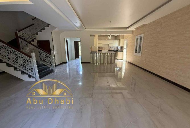 7934929 - Property Image 2