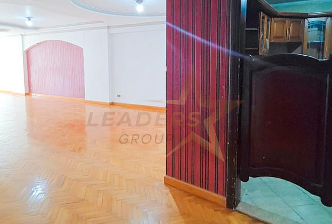 8005452 - Property Image 2