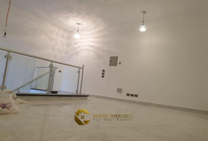 7940000 - Property Image 3