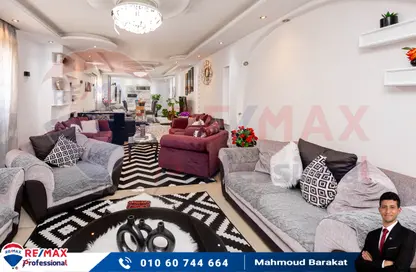 شقة - 3 غرف نوم - 1 حمام للبيع في شارع ابراهيم حلمي - رشدي - حي شرق - الاسكندرية