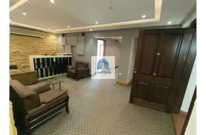 Office Space - Studio - 4 Bathrooms for rent in Maadi - Hay El Maadi - Cairo