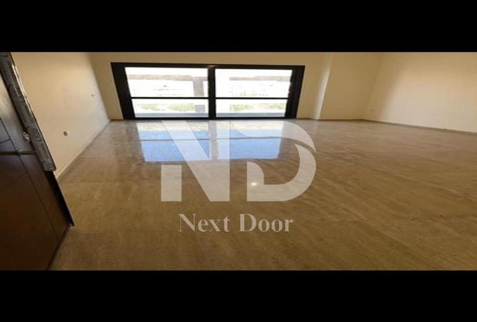 8308970 - Property Image 2