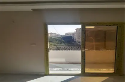 Apartment - 4 Bedrooms - 3 Bathrooms for sale in Street 19 - 5th District - 6 October City - Giza