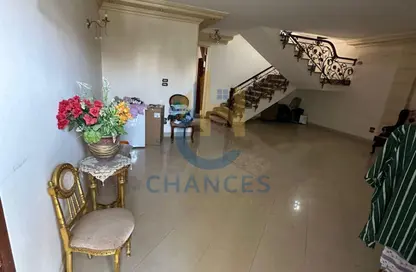 Duplex - 4 Bedrooms - 2 Bathrooms for sale in Musab Bin Omair St. - Area E - Ganoob El Acadimia - New Cairo City - Cairo