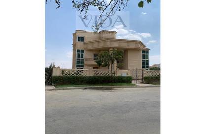 Villa - 7 Bedrooms - 5 Bathrooms for sale in Al Safwa 2 - Hadayek October - 6 October City - Giza