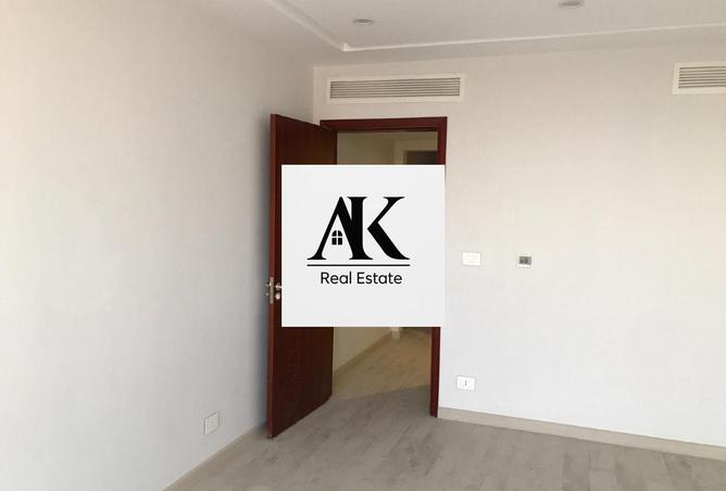 8214928 - Property Image 2