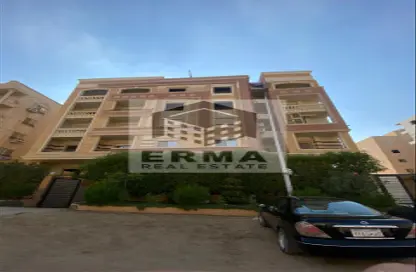 Apartment - 3 Bedrooms - 2 Bathrooms for sale in South Lotus - El Lotus - New Cairo City - Cairo
