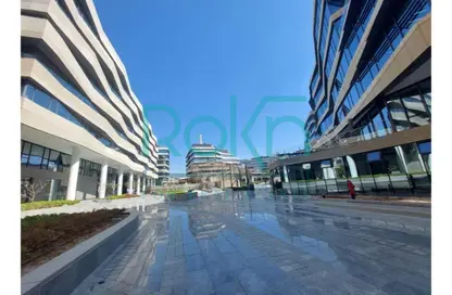Office Space - Studio - 2 Bathrooms for rent in The Polygon - Sheikh Zayed Compounds - Sheikh Zayed City - Giza