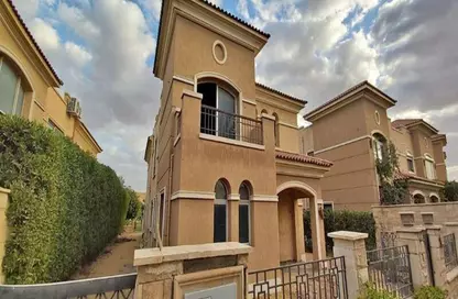 Townhouse - 3 Bedrooms - 2 Bathrooms for sale in Stone Park - 5th Settlement Compounds - The 5th Settlement - New Cairo City - Cairo